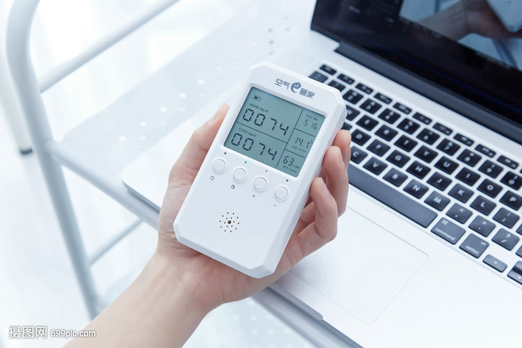 空气检测仪 现代生活中的“空气分析师”
